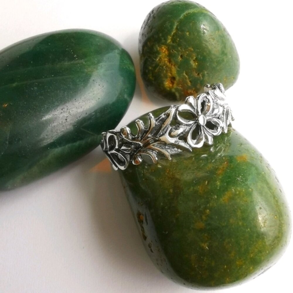 NWT sterling silver flower leaf band sz 7